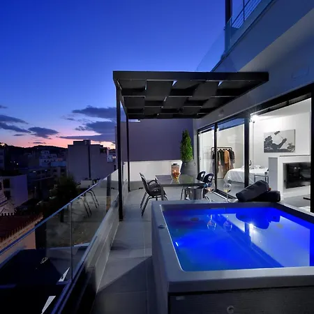 Stunning Penthouse Historic Location Albus Senior Loft Acropolis View Psyrri شقة أثينا