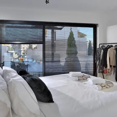 Stunning Penthouse Historic Location Albus Senior Loft Acropolis View Psyrri شقة *