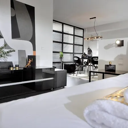 Stunning Penthouse Historic Location Albus Senior Loft Acropolis View Psyrri Appartement *